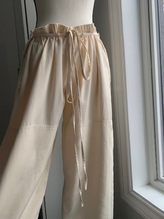 The Row Pants - The Row silk cropped pants Small like new